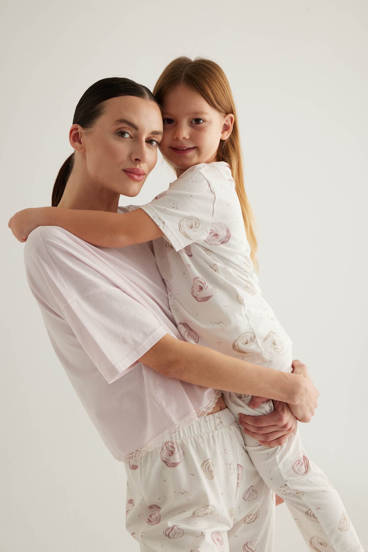 Kids' Pink Printed Cotton Pajama Set — view 2
