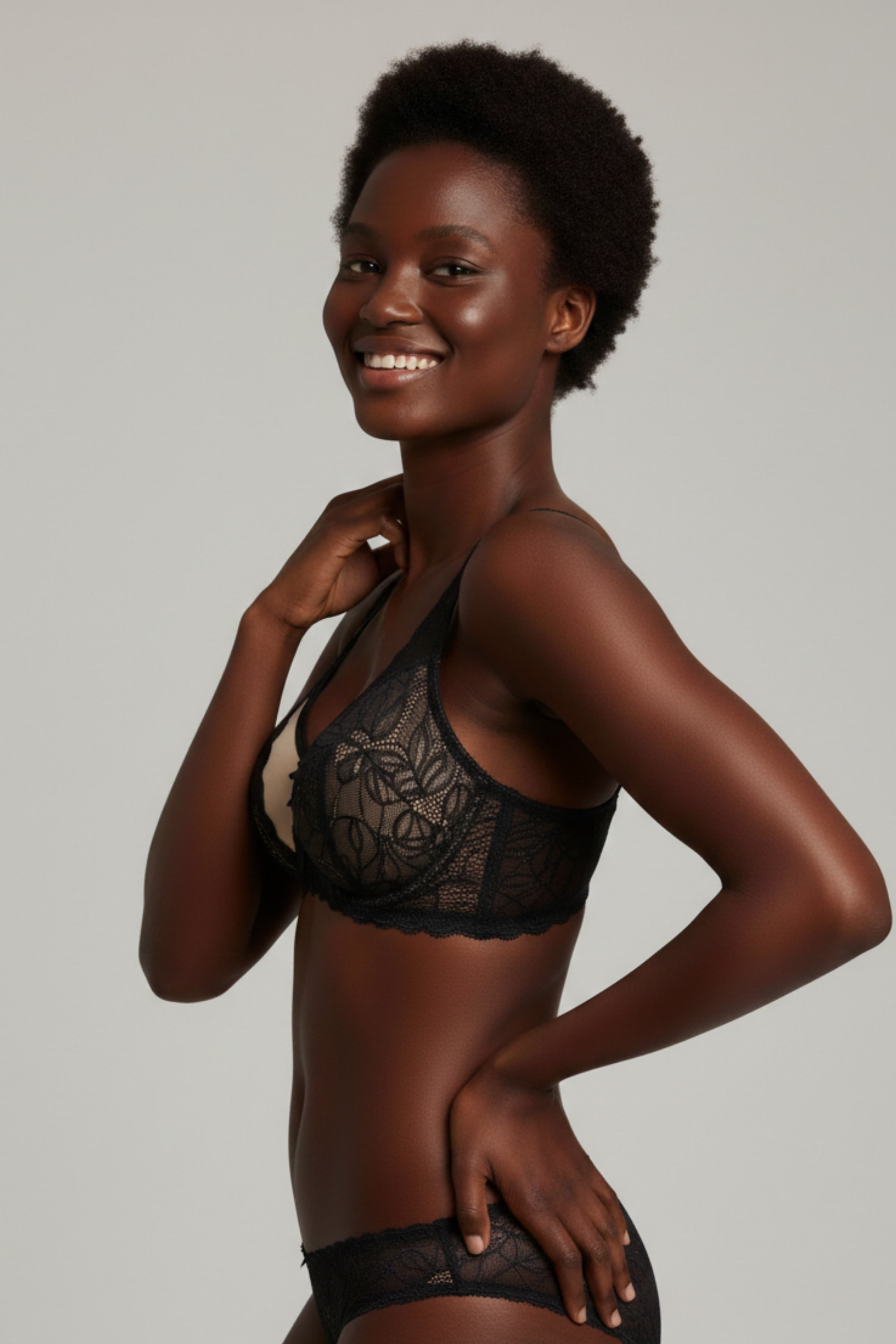 Women's Black Lace Bra — view 1