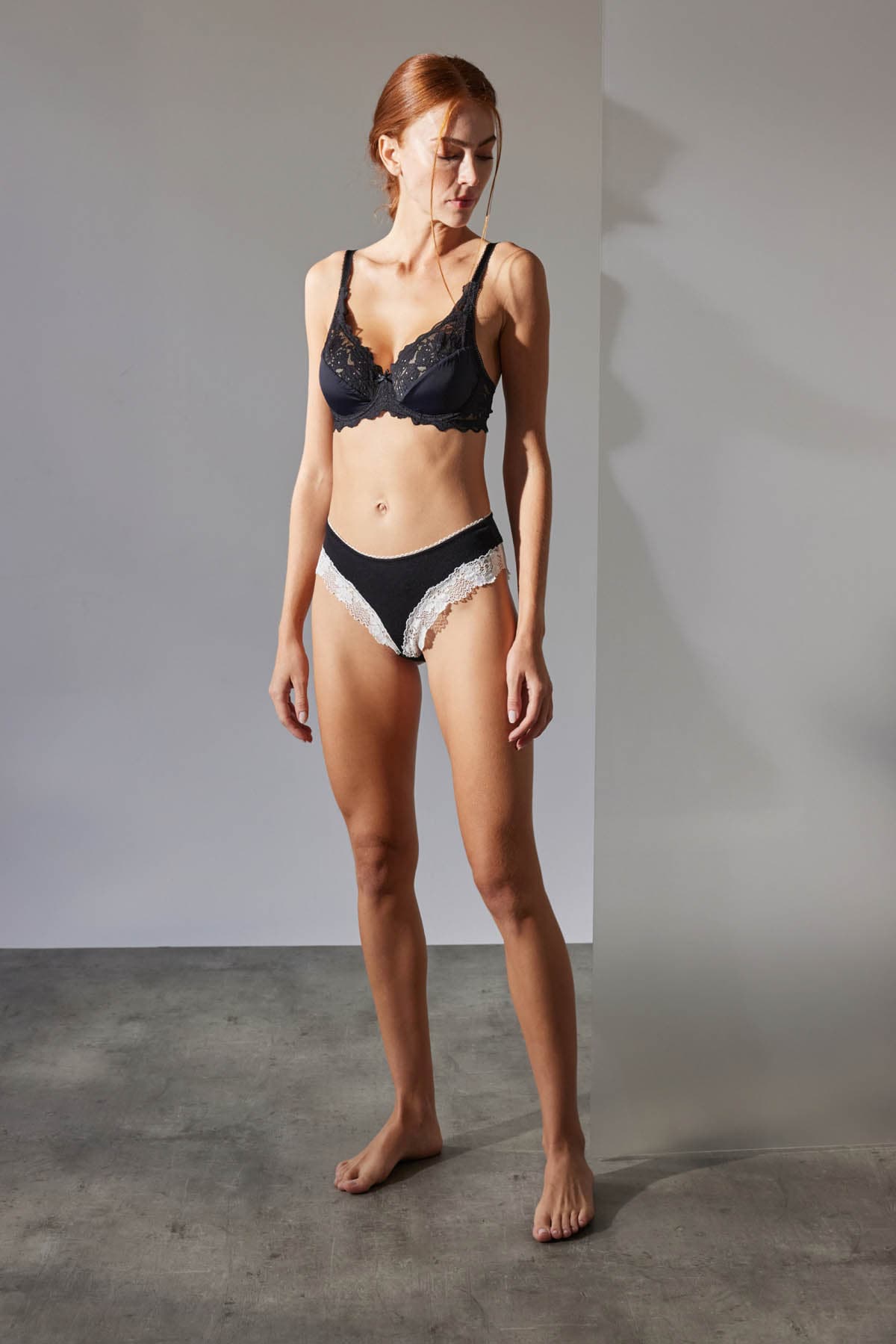Women's Black Lace Bra — view 2