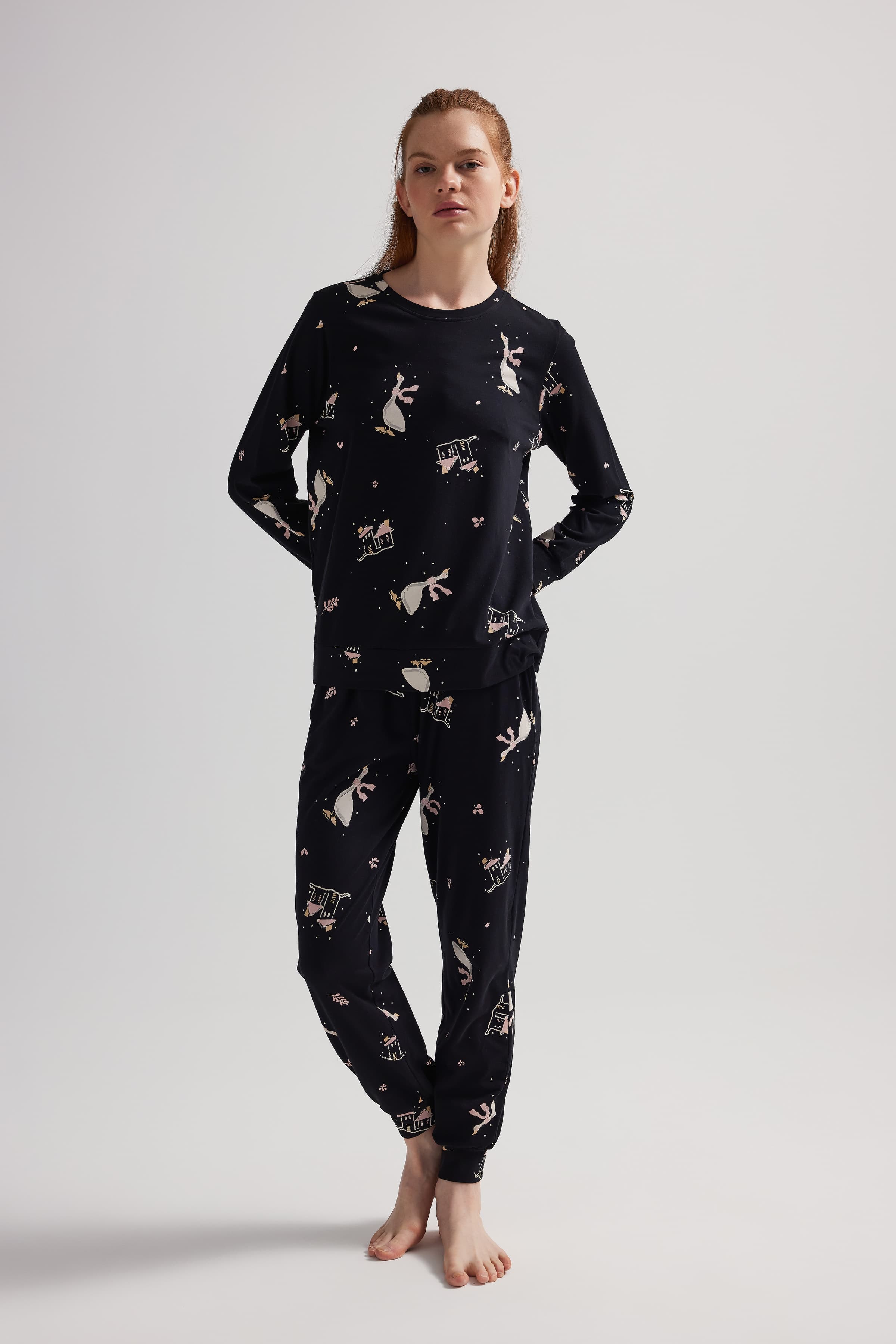Women's White Printed Cotton Pajama Set — view 2