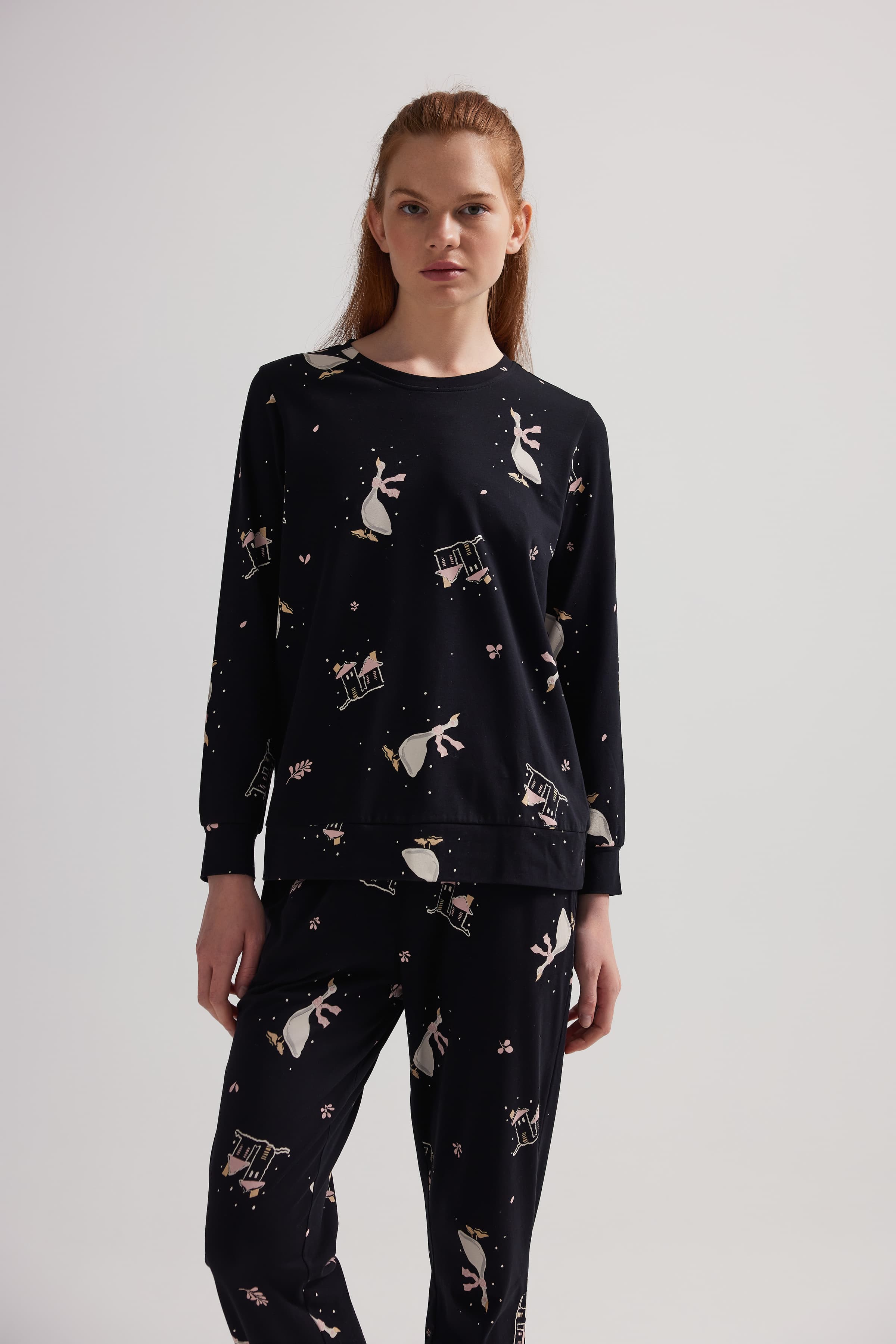 Women's White Printed Cotton Pajama Set — view 3