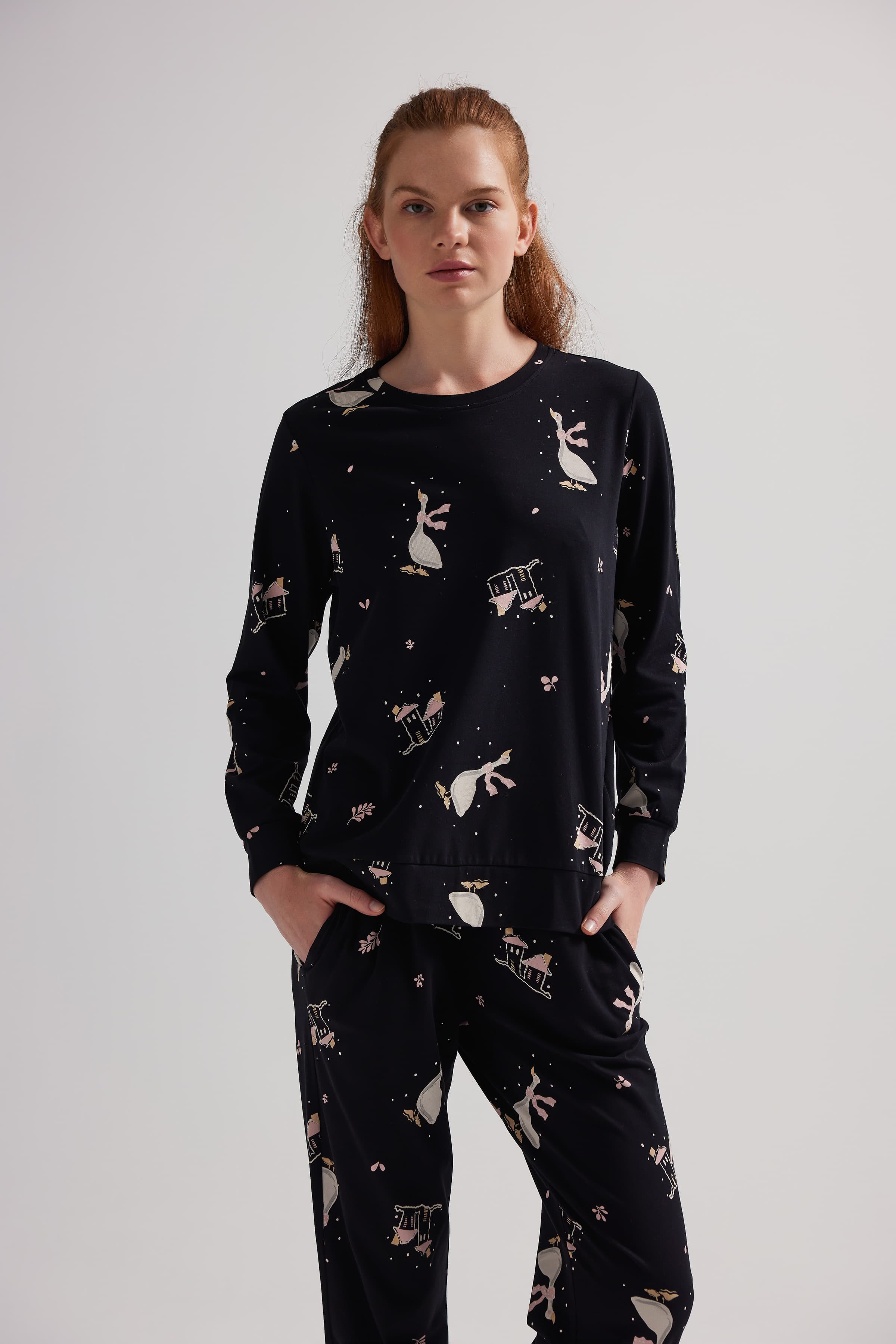 Women's White Printed Cotton Pajama Set — view 4