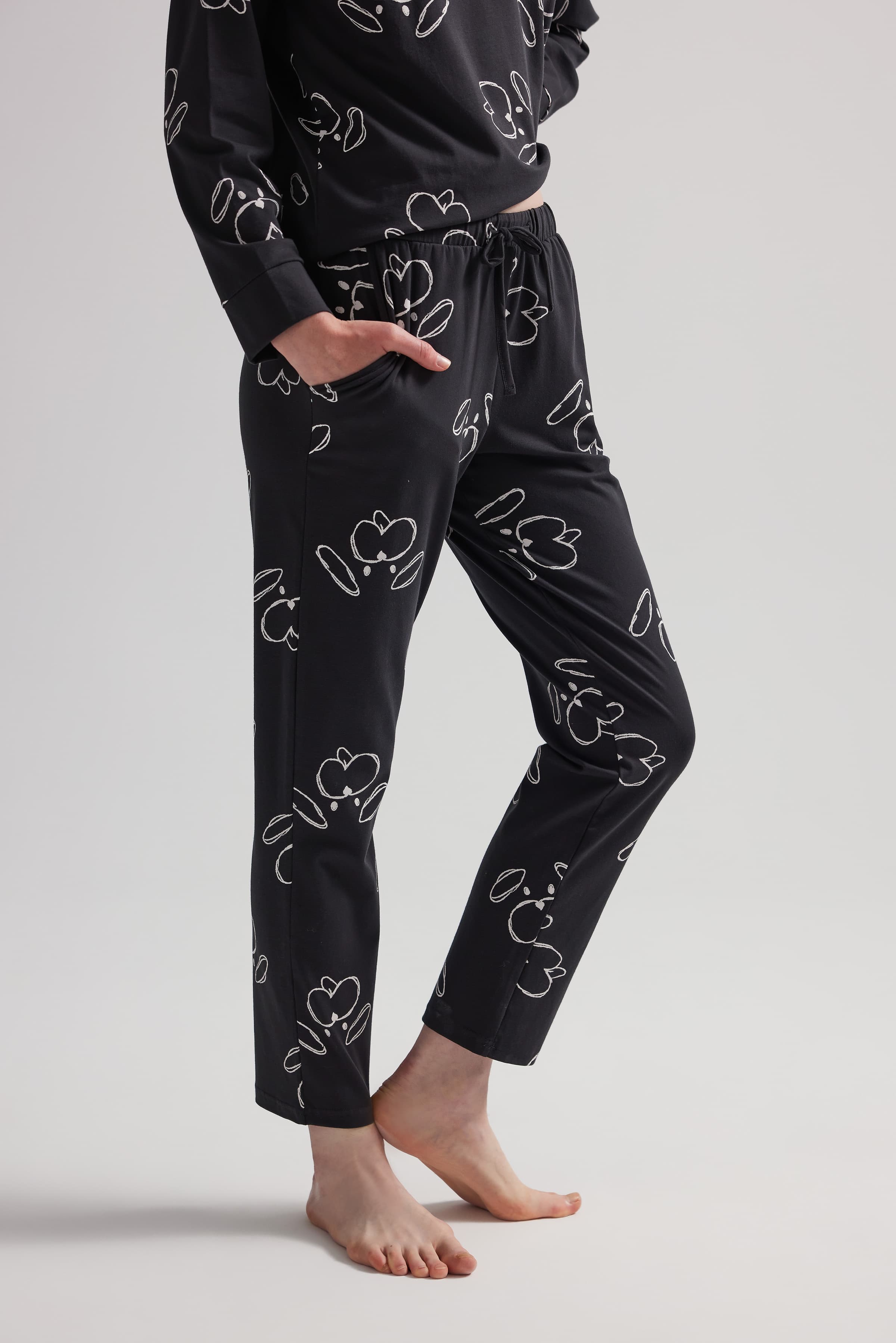 Women's Ecru Printed Cotton Pajama Set — view 1